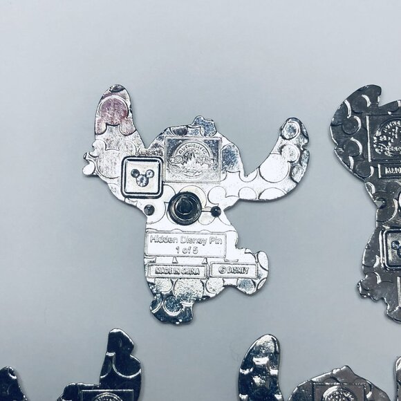 2024 Hidden Disney Stitch Holidays Complete Set Of 5 Pins - Picture 8 of 12